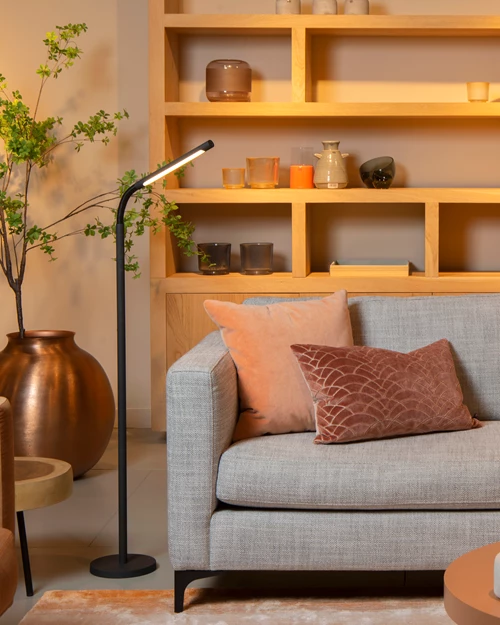 Lucide GILLY - Oplaadbare Leeslamp - Accu/Batterij - LED Dimb. - 1x6W 2700K - Zwart - sfeer 1